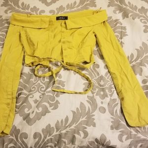 Akira yellow off shoulder long sleeve the crop szS